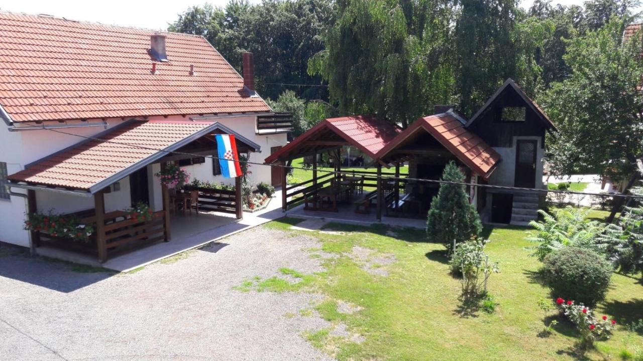 Apartments With A Parking Space Smoljanac, Plitvice - 12345 Экстерьер фото